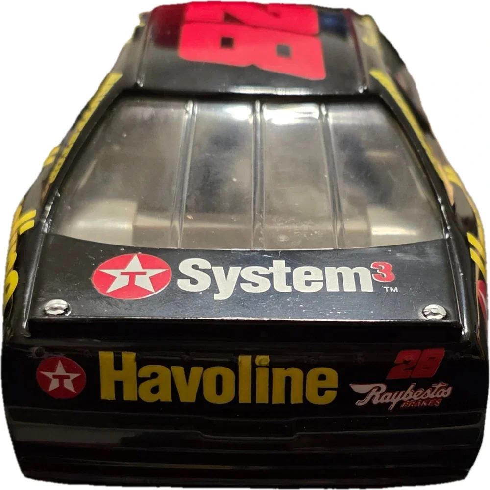 Revell #28 Ernie Irvan Havoline Ford Thunderbird 1:24 Diecast Nascar